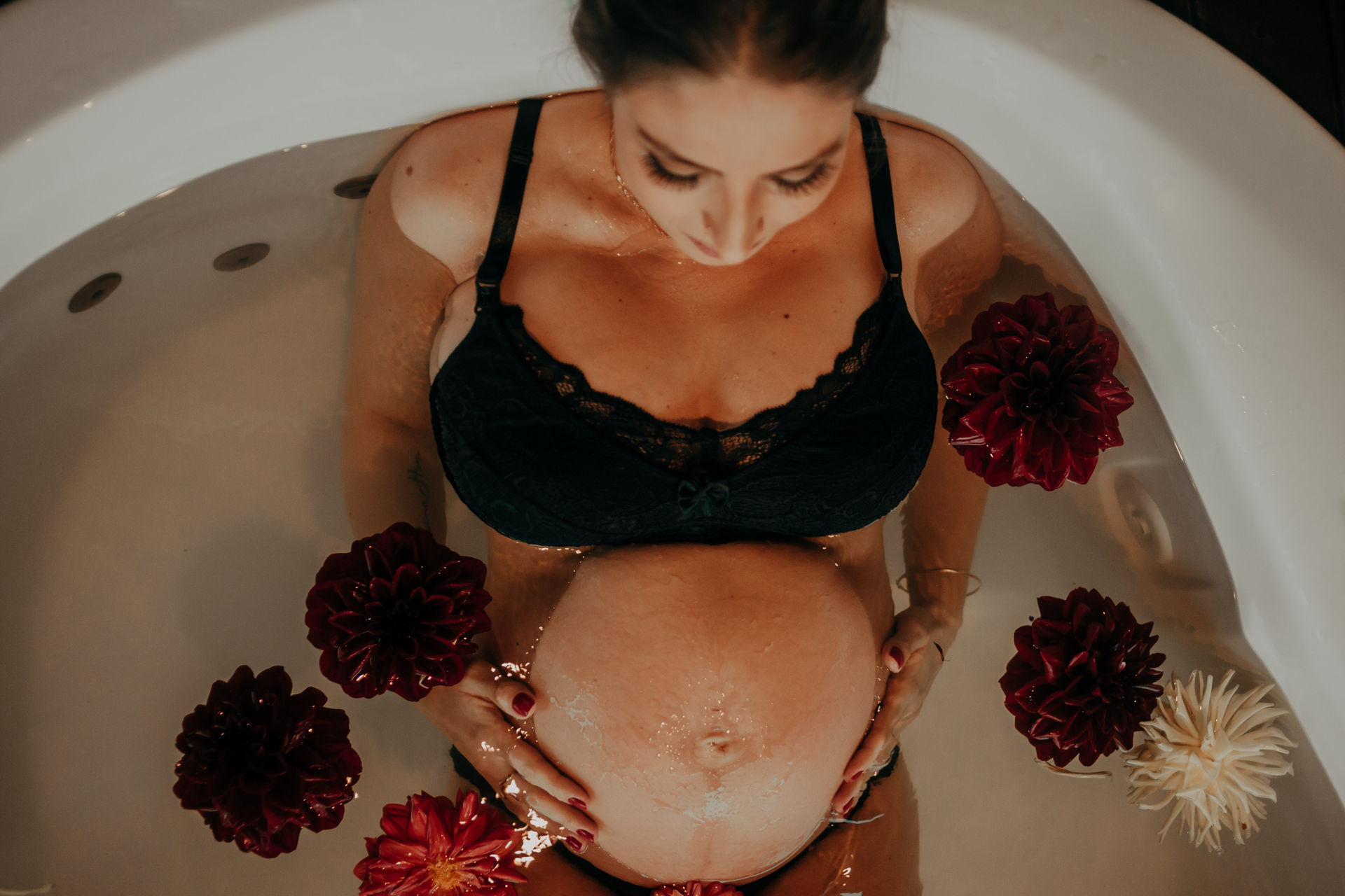 Foto Edição Milk Bath | Para Gestantes | Itapema/SC Foto Edição Milk Bath | Para Gestantes | Itapema/SC - Imagem 8
